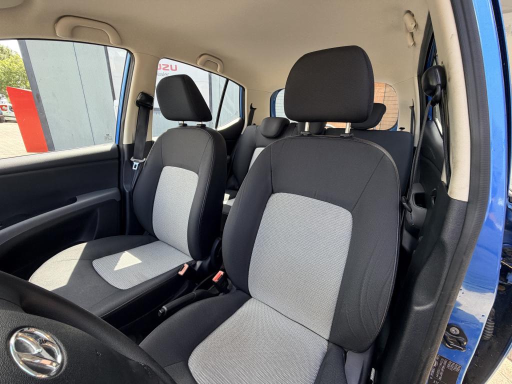 Hyundai I 10 1.1 active | nieuwe apk | radio | meeneemprijs