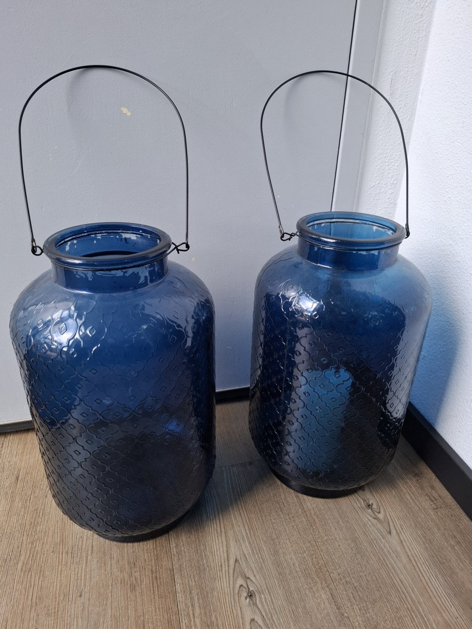 Twee prachtige windlichten