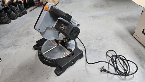 Afkort zaag CRAFT KGS-1050 met extra toebehoren