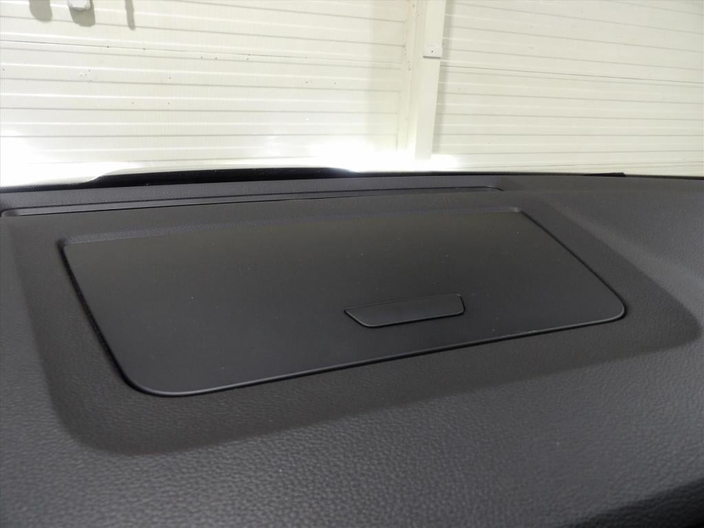 Skoda Karoq 1.5 tsi act greentech 150pk sportline business