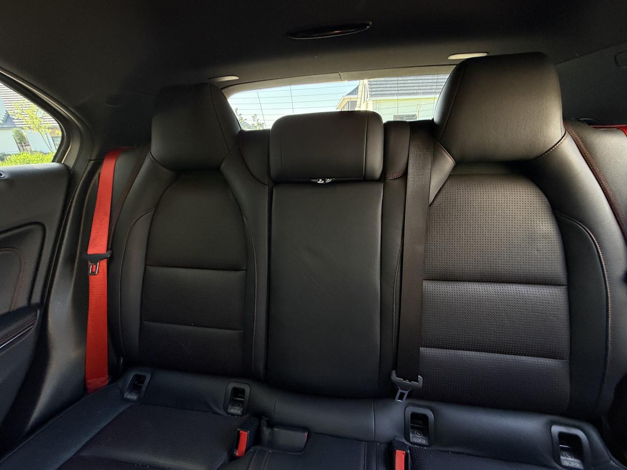 Matte Mercedes-Benz A-Klasse – AMG Styling | Automaat | Panoramadak