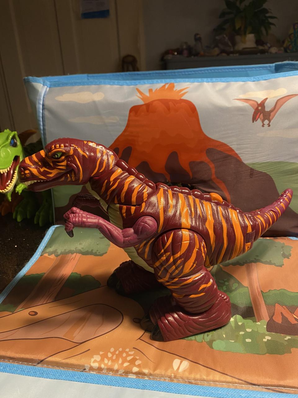 Robo dino Alive werkend lopend en geluid incl batterij