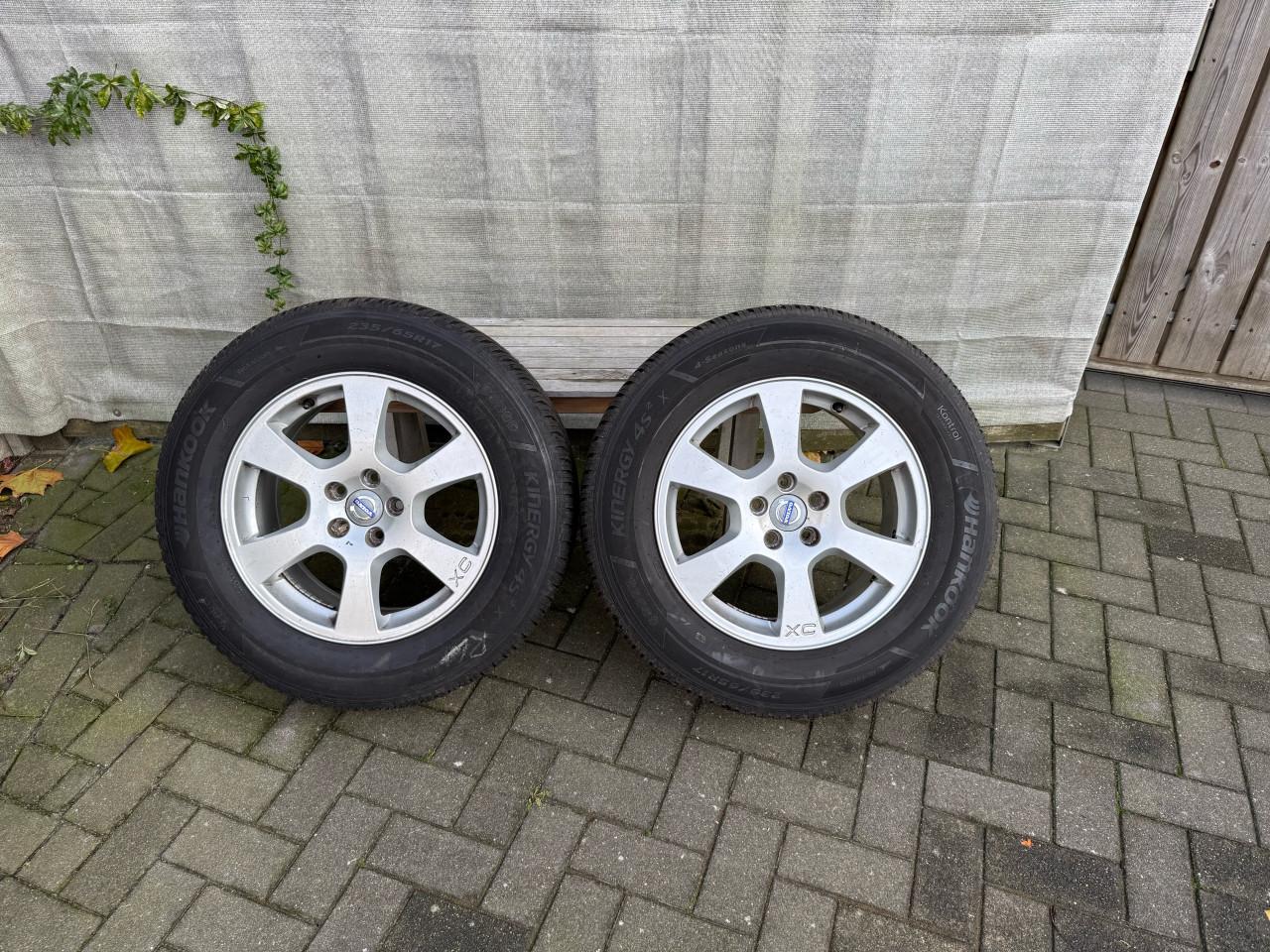 4 velgen 17 inch  volvo xc  met banden