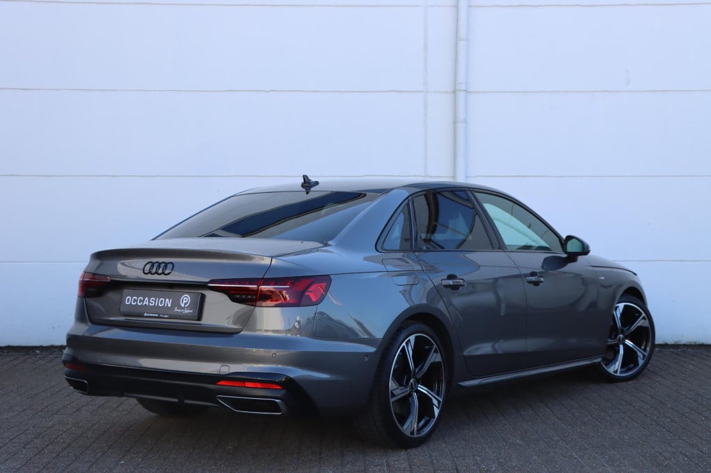 Audi A4 limousine 40 tfsi s edition