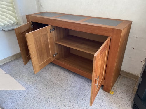 2 dressoirkasten te koop