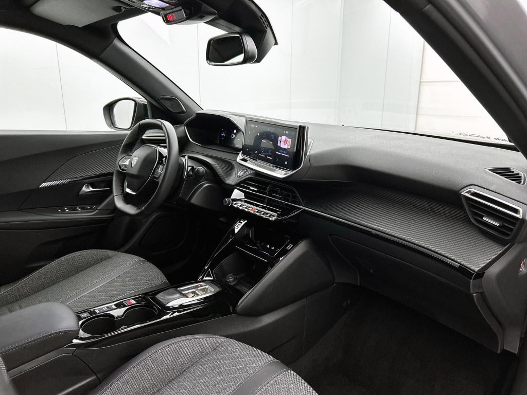 Peugeot 2008 1.2 hybrid 136 allure | rijklaar | 3d cockpit | keyless entry 