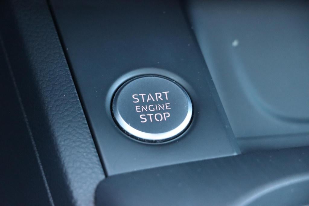 Audi A4 avant 35 tfsi s edition 150pk s tronic