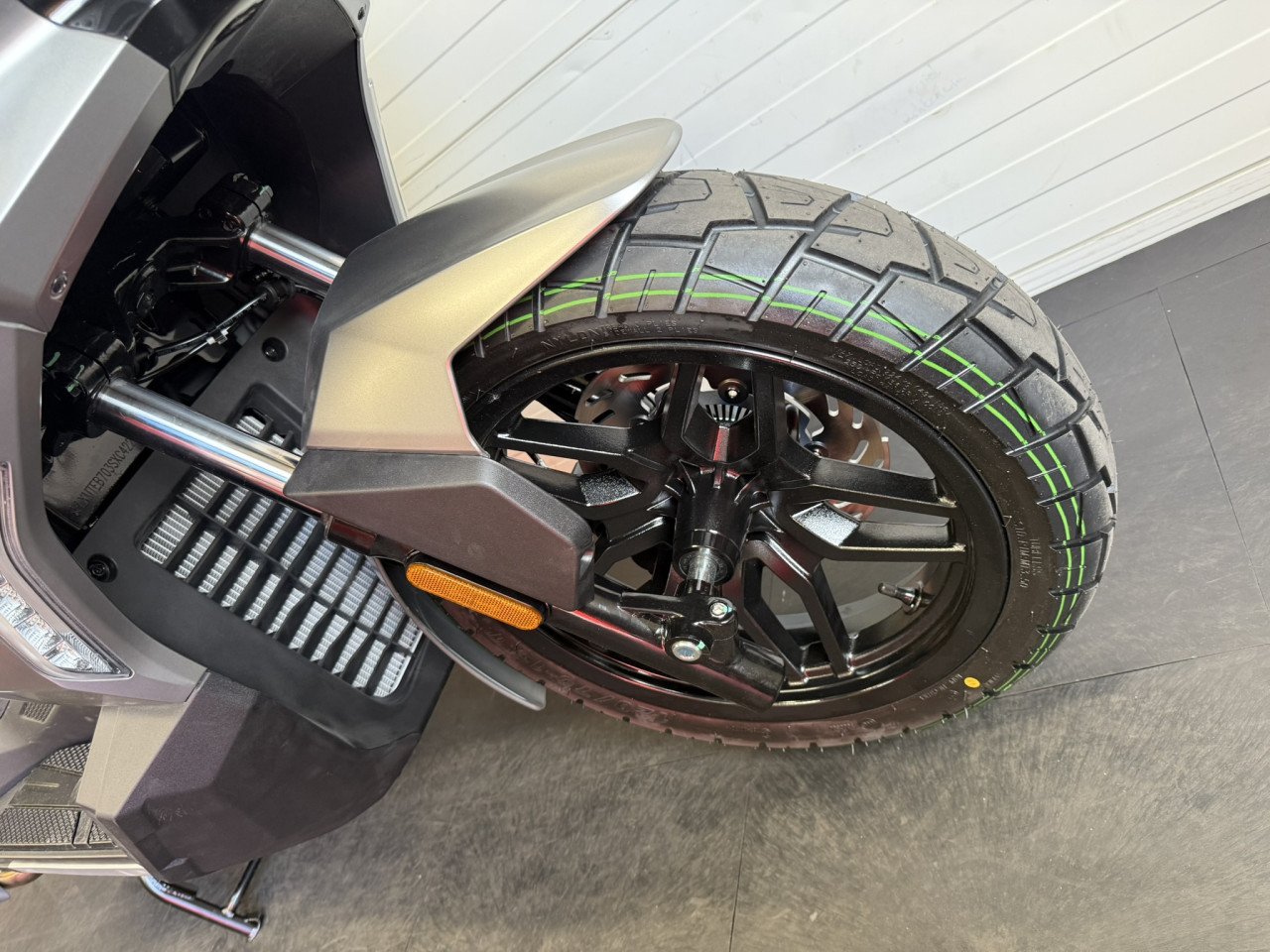Nieuw de Sym ADX 300 motorscooter incl. 60maanden garantie!