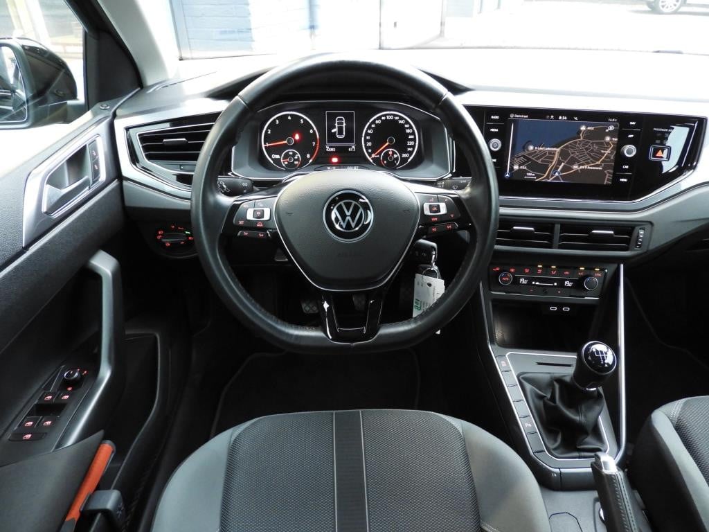 Volkswagen Polo 1.0 tsi highline