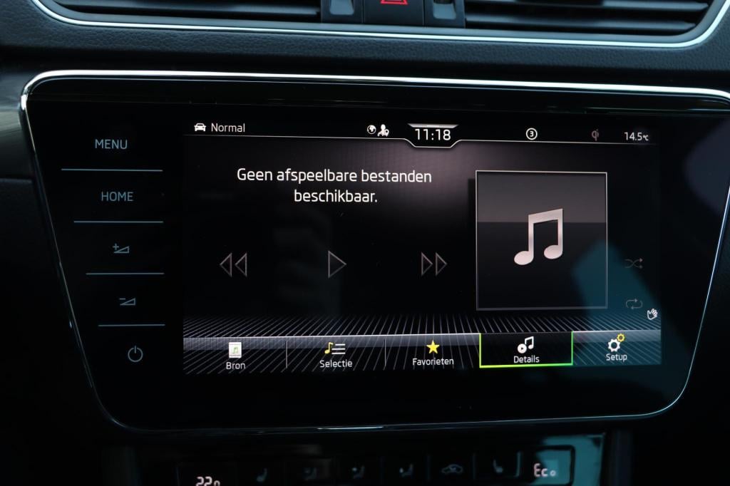 Skoda Superb combi 1.4 ehybrid style 218pk dsg6 | soh 93,1% | memory | stoe