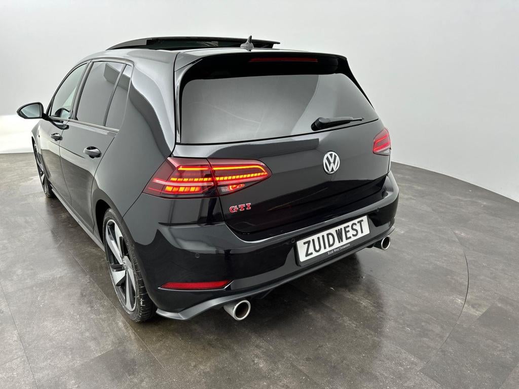 Volkswagen Golf 2.0 tsi gti performance panorama alcantara acc 2.0 tsi gti 