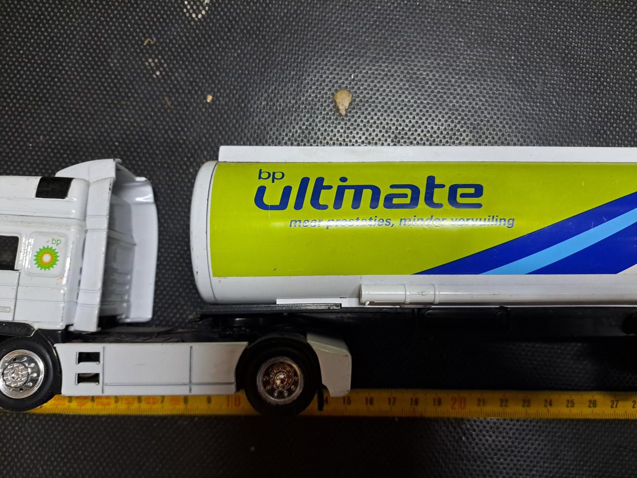 MAN truck F 2000  464