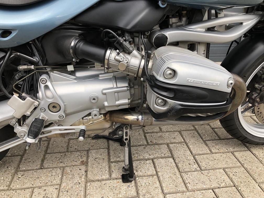 Keurige BMW R1150R uit 2002 met 87 dkm, kofferset, ABS, windscherm €2695,-