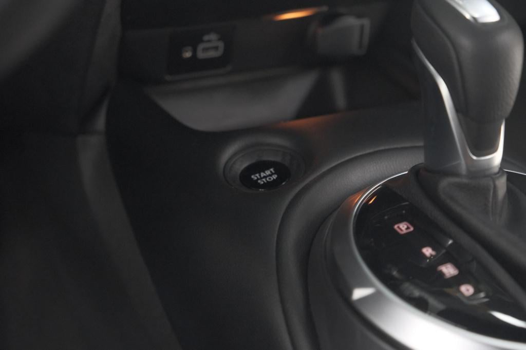 Nissan Juke 1.6 hybrid business premium | camera | apple carplay | parkeers