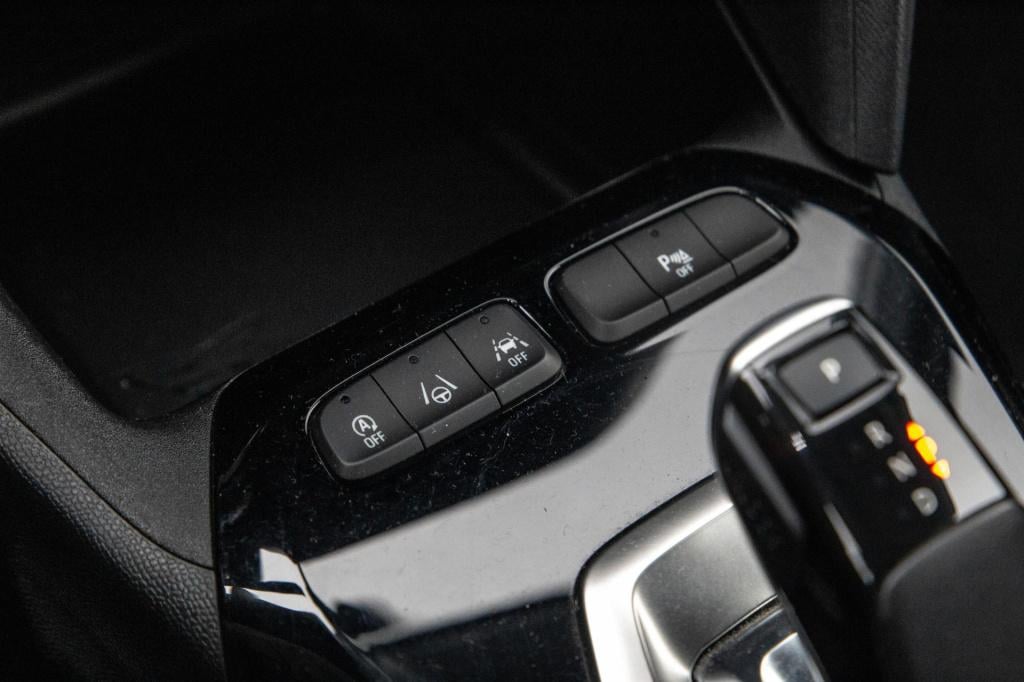 Opel Corsa 1.2 turbo automaat / carplay / camera / dealer auto