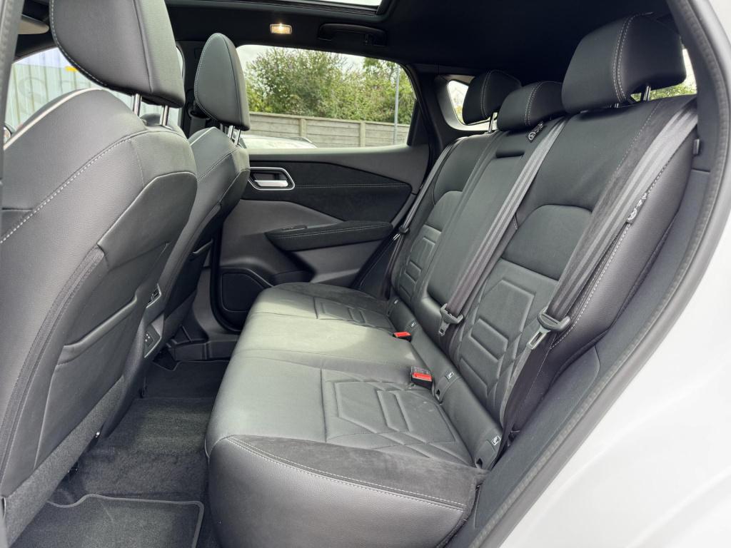 Nissan Qashqai 1.5 e-power n-design panoramadak + cold pack incl. trekhaak!