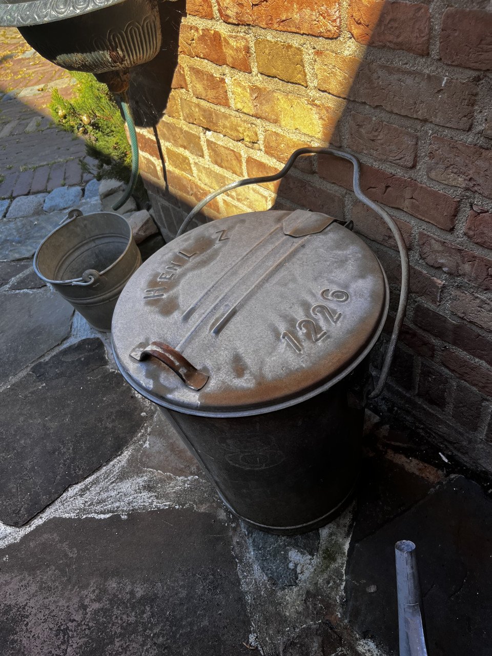 Zinken vuilnisemmer