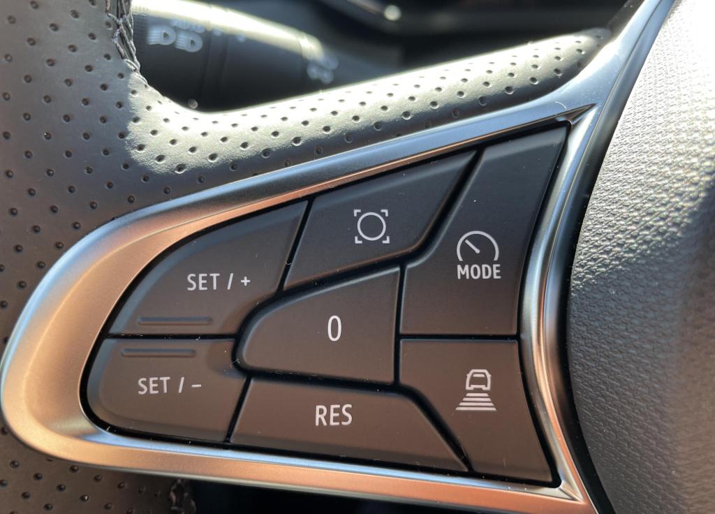 Renault Captur 1.8 e-tech full hybrid 160 techno - two-tone kleurstelling /