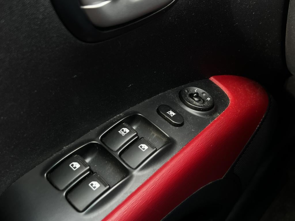 Hyundai I 10 1.25i i-catcher | meeneemprijs met nieuwe apk | radio | airco 