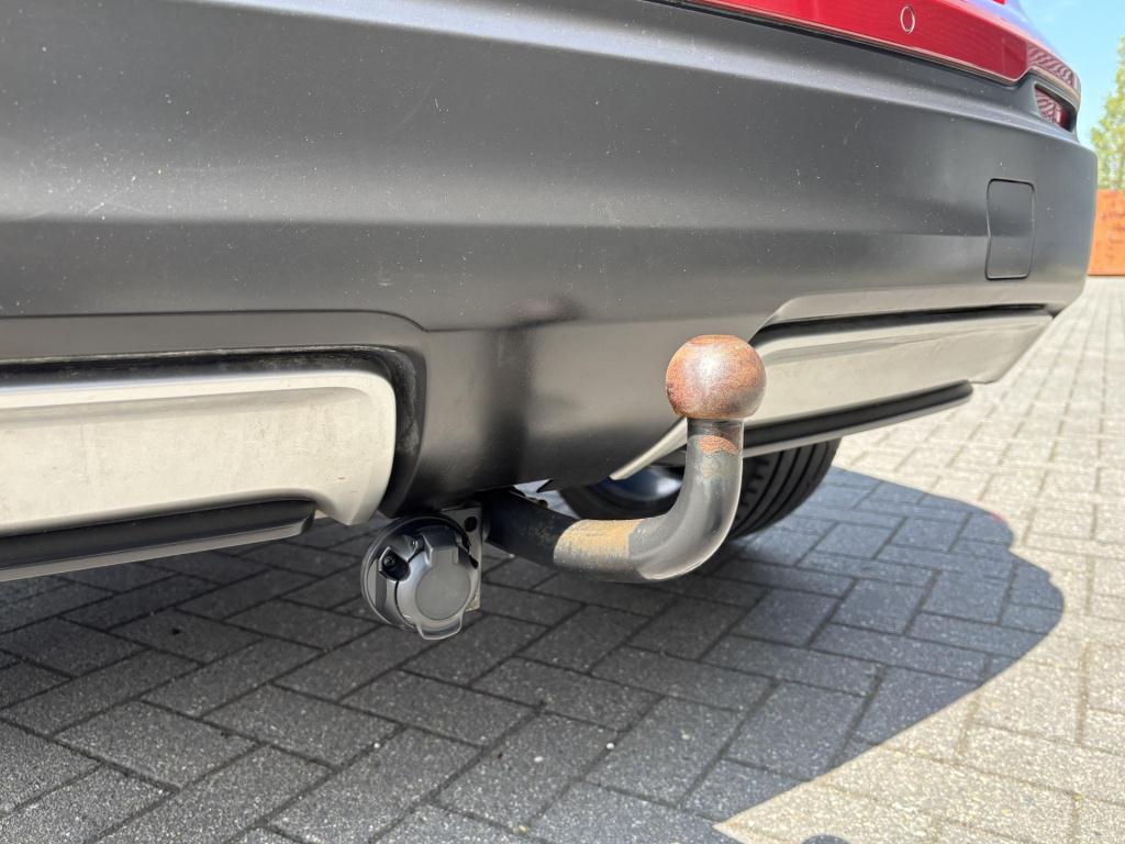 Nissan Qashqai 1.3 dig-t tekna incl. trekhaak!