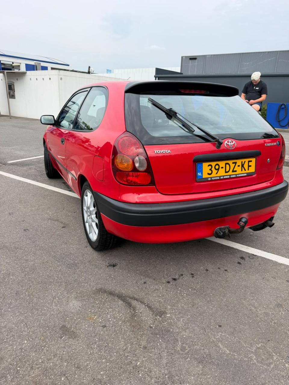 Toyota Corolla 1.4 Linea Terra 2000 rood