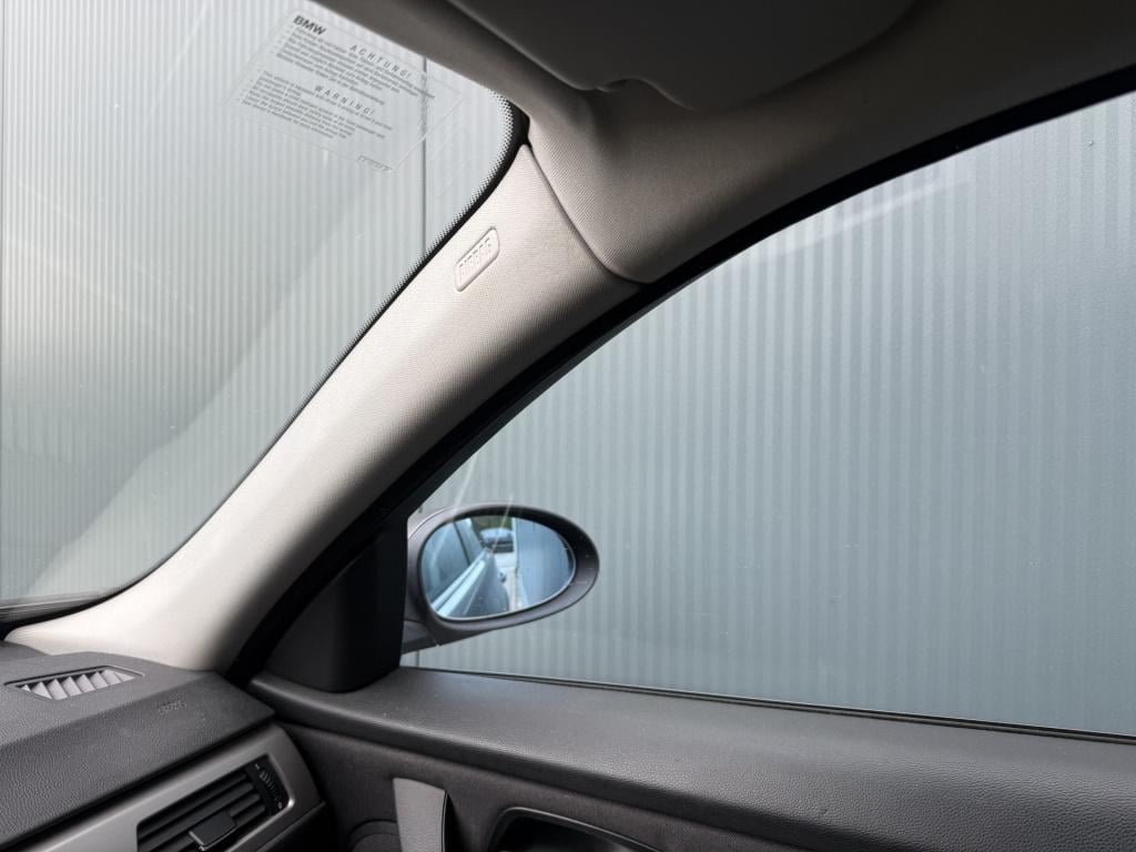 BMW 3-serie 320i 150pk executive sedan