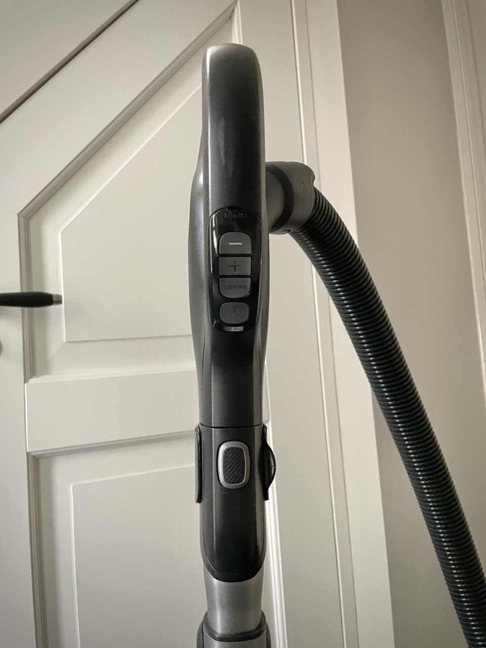 AEG Smart Silence VX82-1-ECO stofzuiger, superstil, zuinig