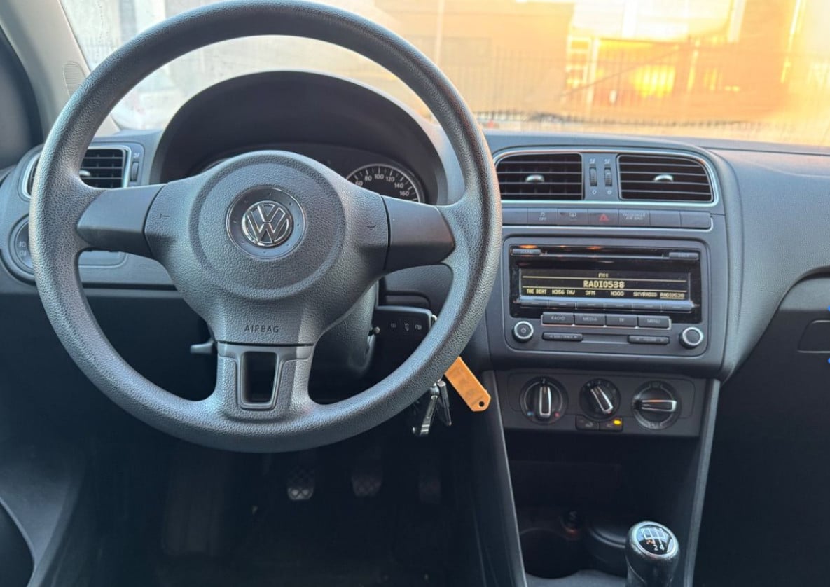 Volkswagen Polo 1.2 TSI | Rijklaar! | airco | cruise | 6m gar | zeer netjes