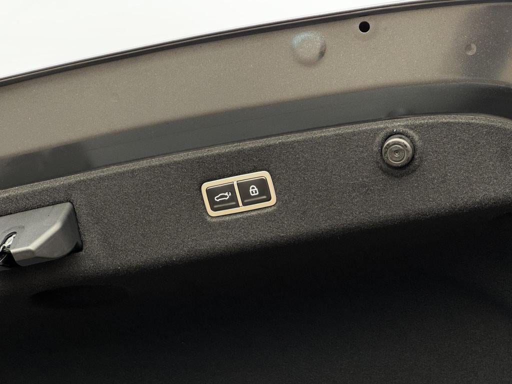 Hyundai Ioniq 6 business 77.4 kwh