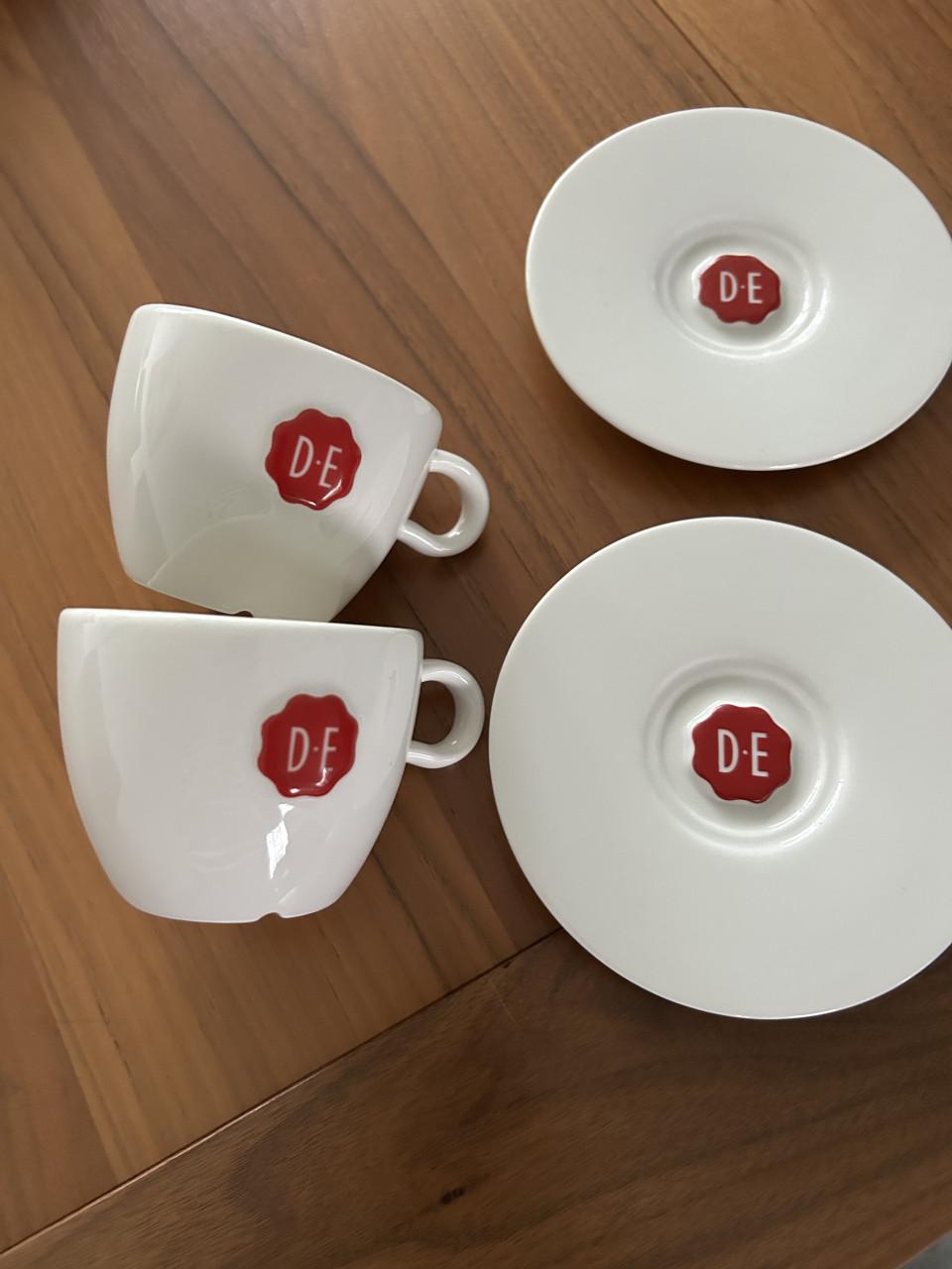 2 kop en schotels Douwe Egberts