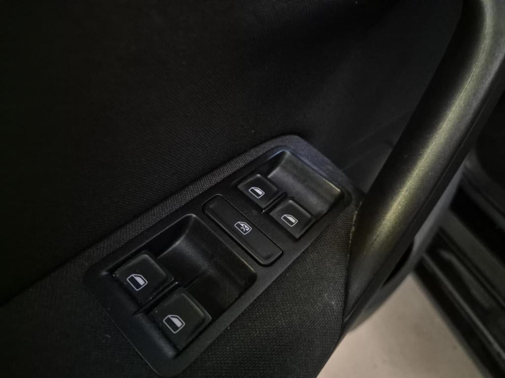 Volkswagen Polo 1.2 tsi comfortline / parkeersensoren / cruisecontrol