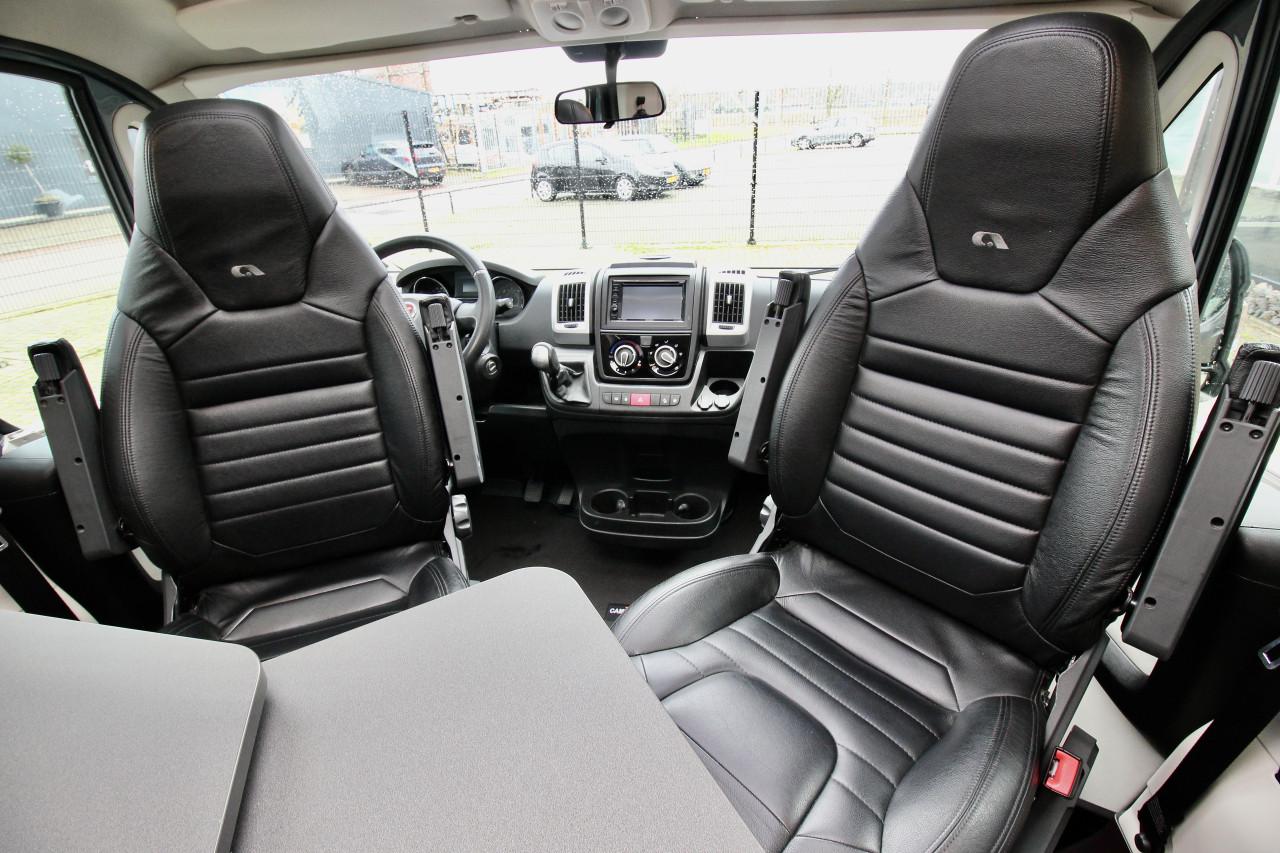 Adria Twin 640SLB(Lengtebedden, Automaat, 30000km, Eerste eigenaar)