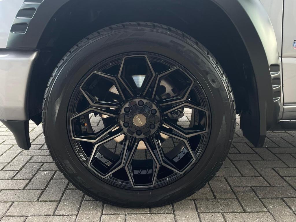 Dodge Ram 1500 5.7 v8 4x4 crew cab night edition alp | wide body | pano | 2