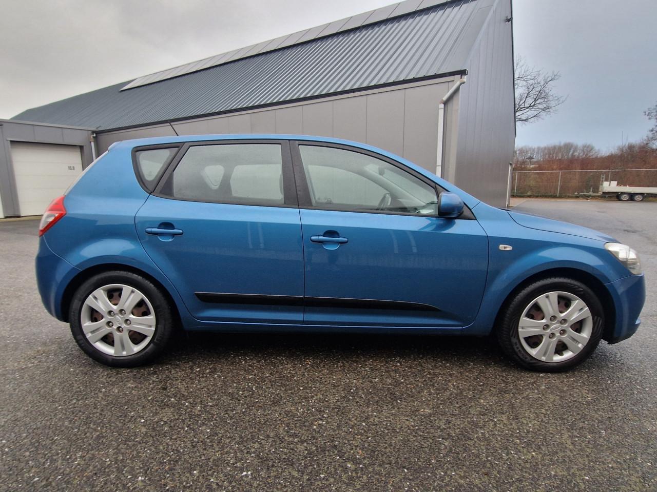 Kia cee'd 1.6 CVVT X-ecutive