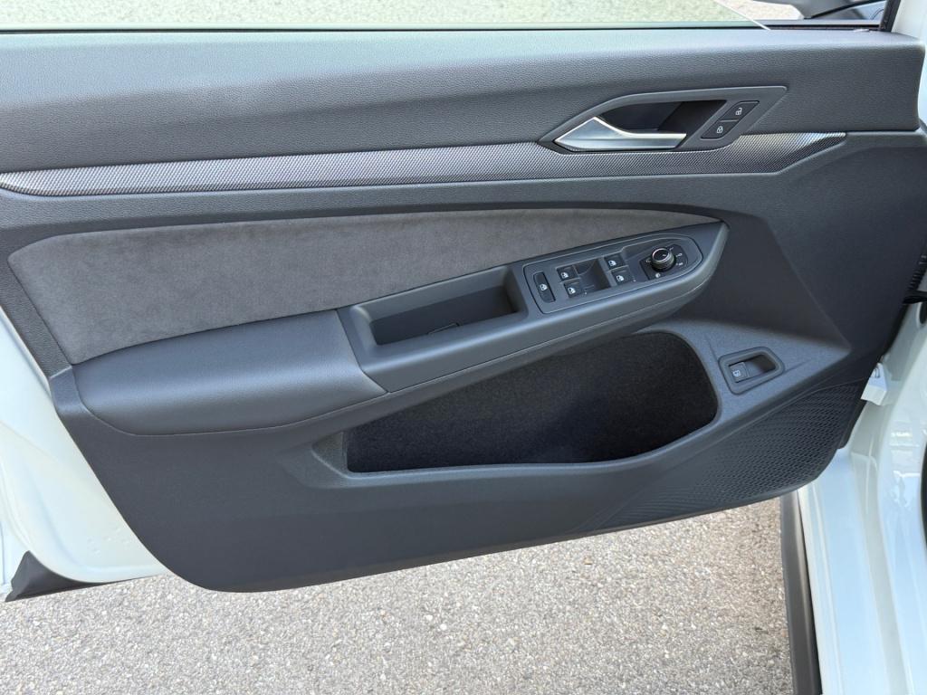 Volkswagen Golf 1.5 ehybrid gte 272pk | black style | 360 camera | iq light