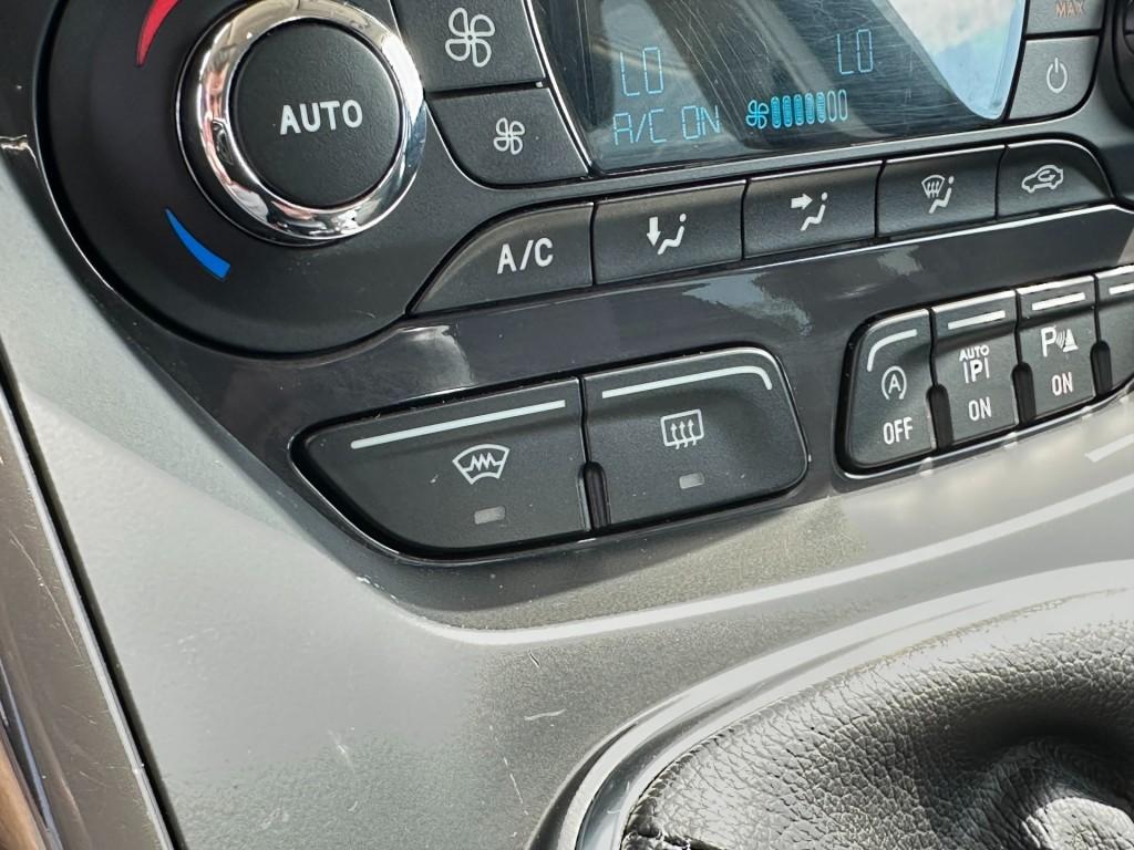 Ford Kuga 1.6 titanium trekhaak pdc stoelverwarming