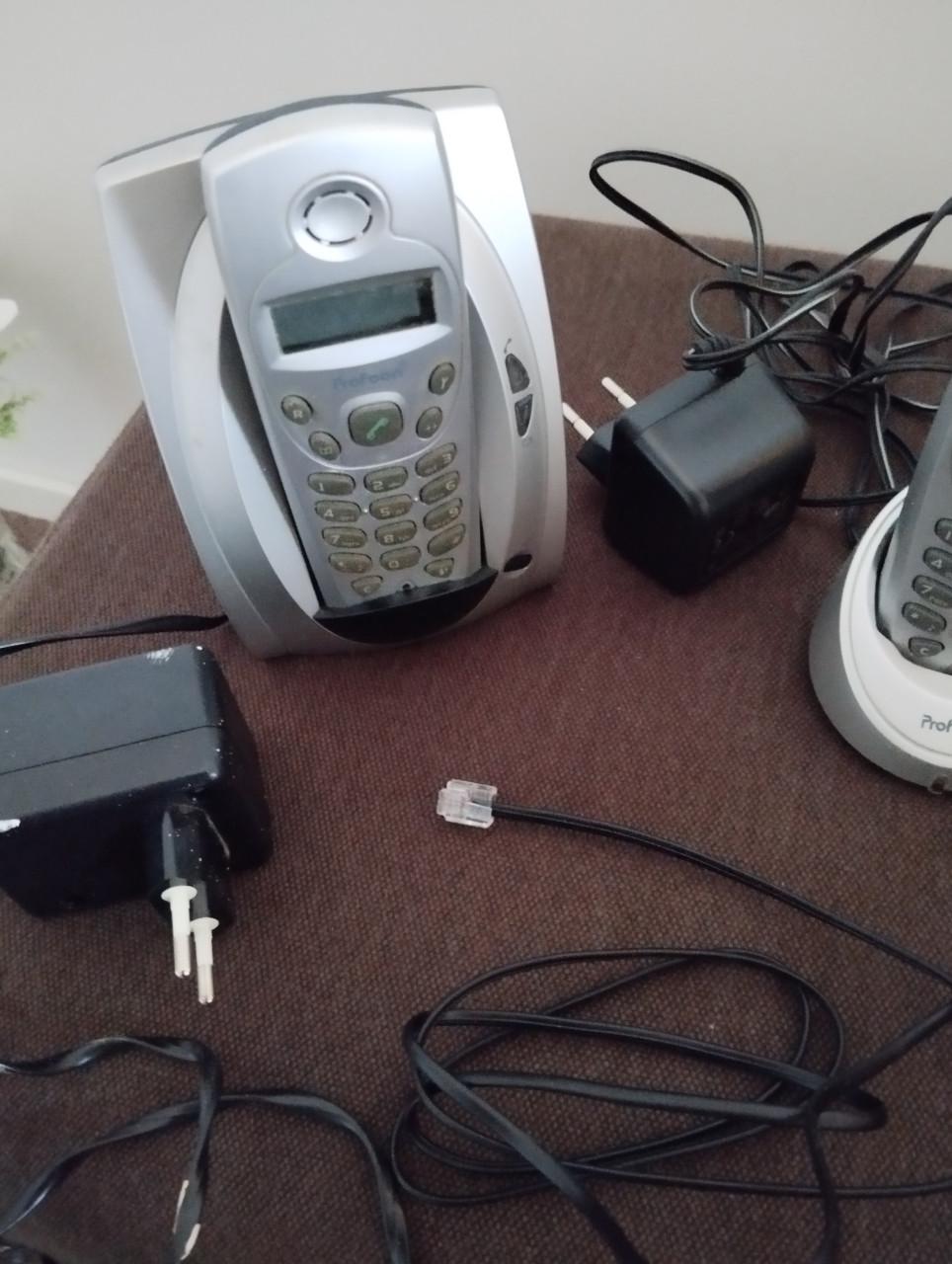 Telefoon met extra handset