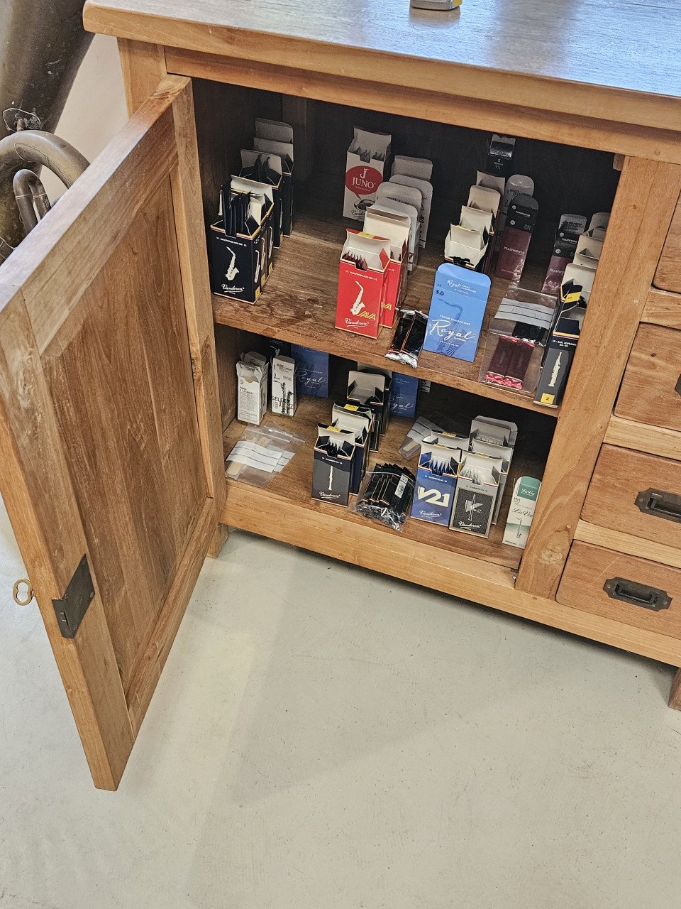 Teak houten, handgemaakt dressoir