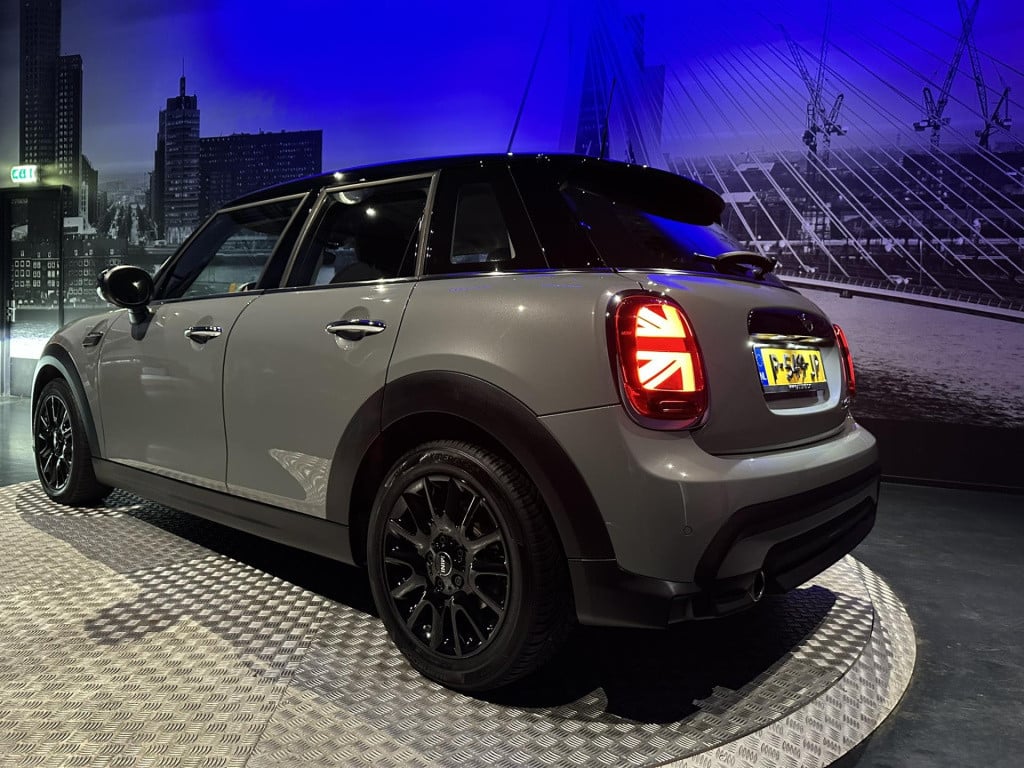 Mini Cooper mini 1.5 business edition *led*sportstoelen*applecarplay*