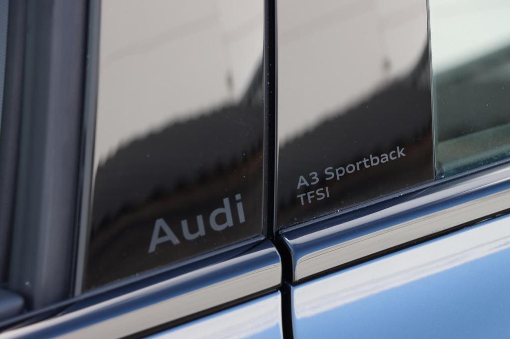 Audi A3 sportback 35 tfsi advanced edition 150pk s-tronic | carplay | camer