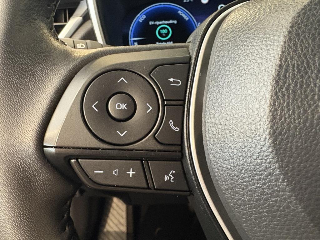 Toyota Corolla Cross hybrid 200 style