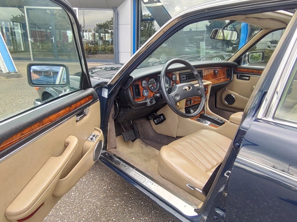 Jaguar Xj 12 serie iii