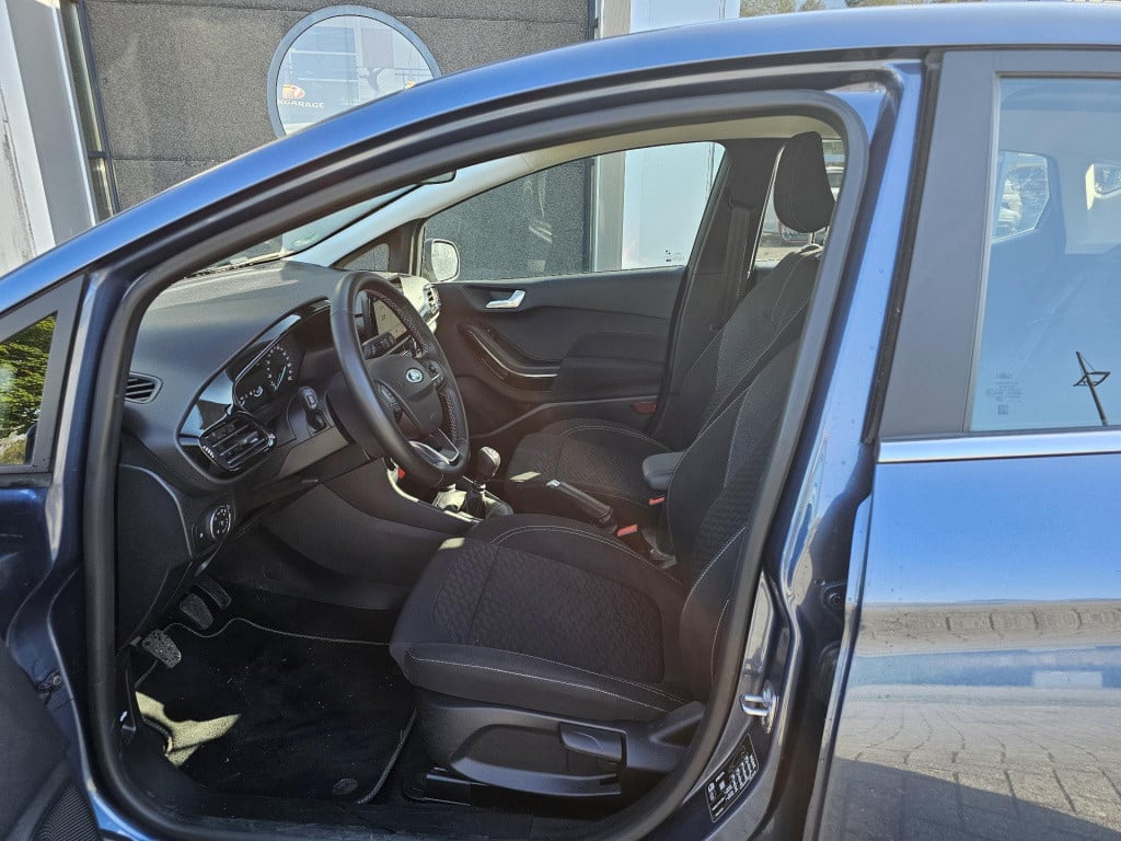 Ford Fiesta 1.0 ecoboost hybrid titanium