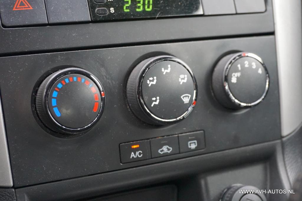 Chevrolet Captiva 2.4 intro edition 2wd