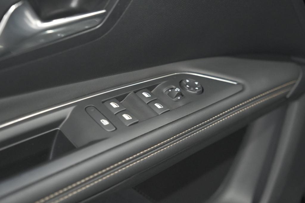 Peugeot 3008 1.2 hybrid 136 gt | 360 camera | adaptieve cruise control | el