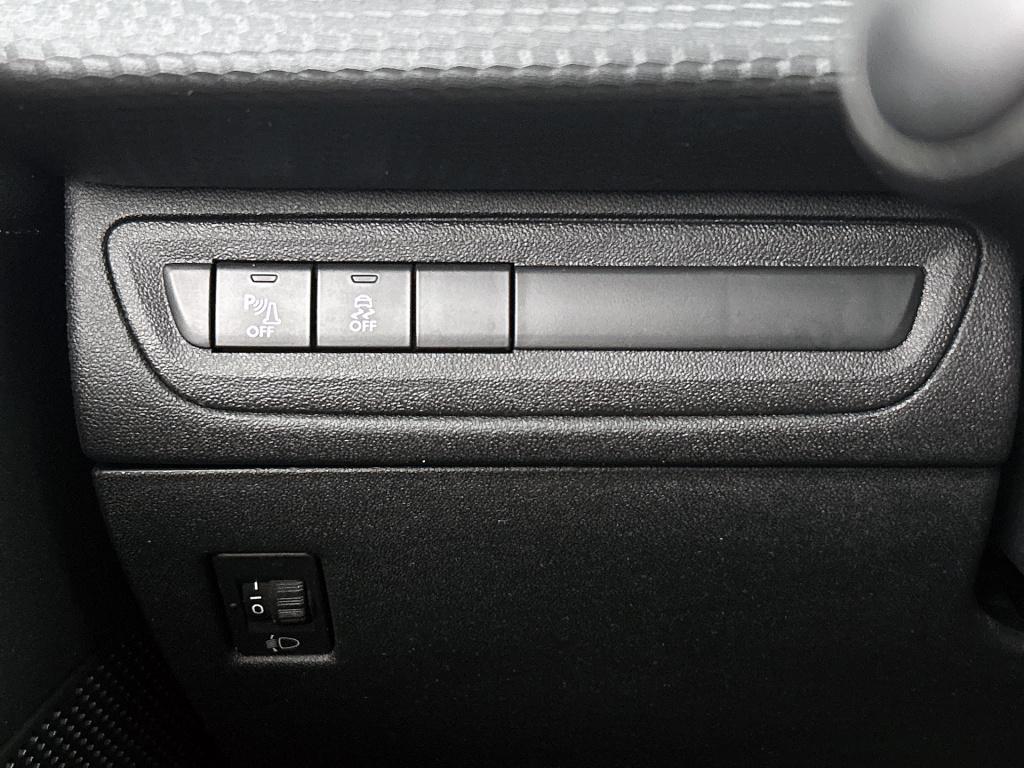 Peugeot 2008 82 pk active | rijklaar | panoramadak | lm velgen | navigatie 