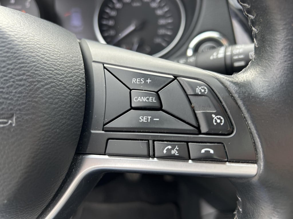 Nissan Qashqai 1.2 tekna +