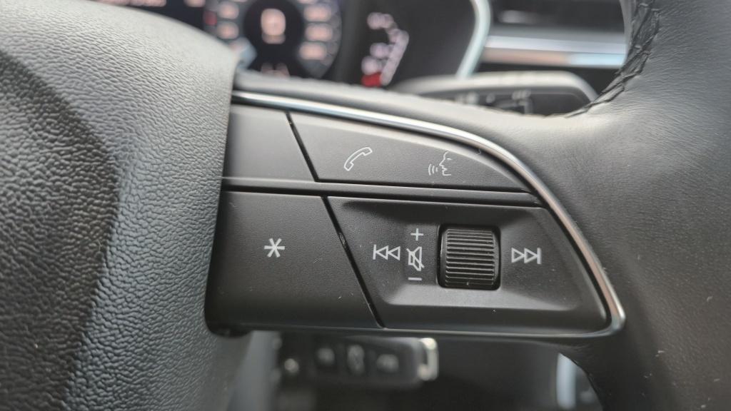 Audi Q3 45 tfsi e edition