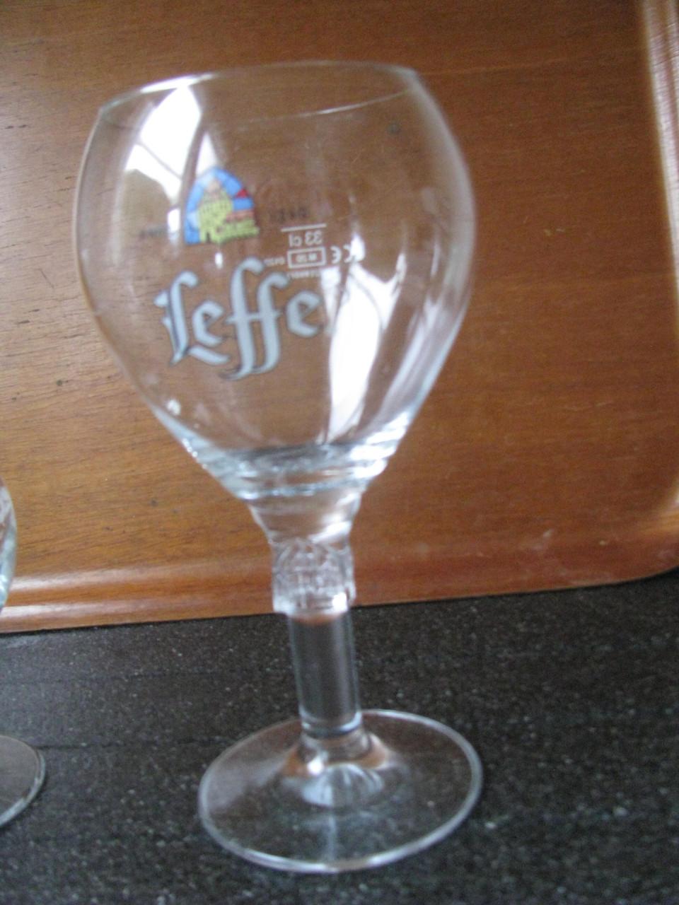 2 Mooie glazen.