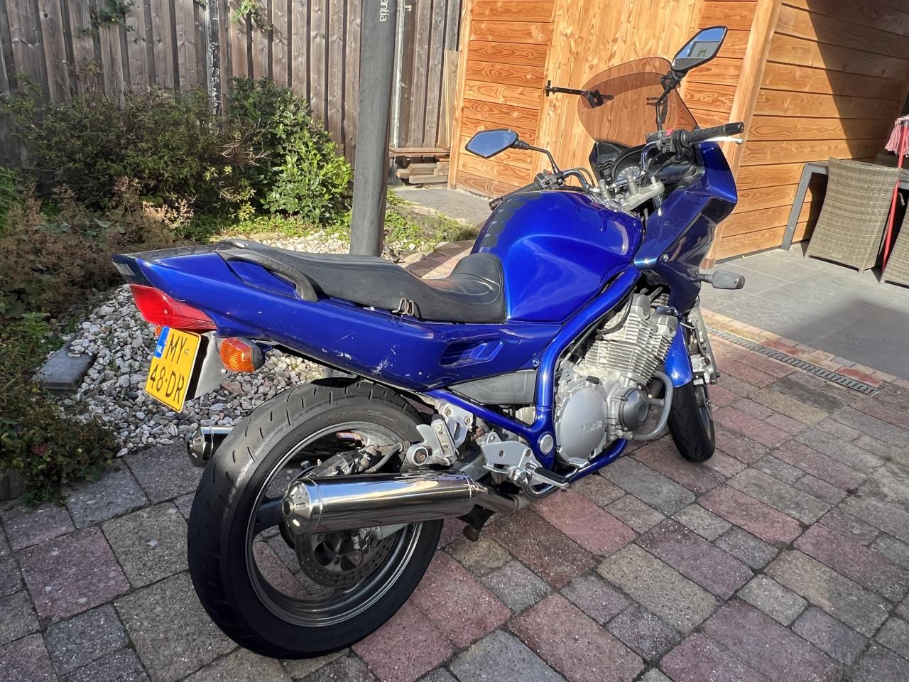 Yamaha XJ900s Diversion